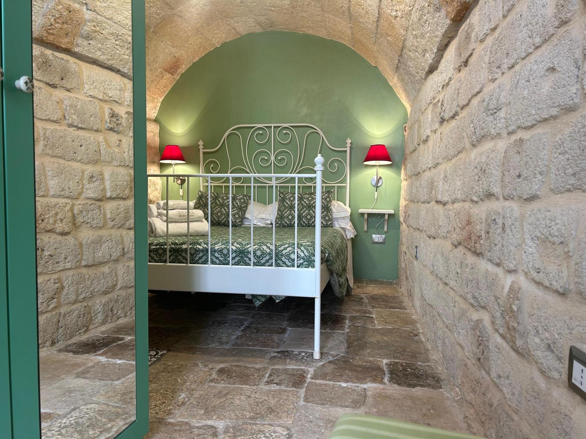 Bed and Breakfast Trame Poesia Di Mare 2 Полиньяно-а-Маре Экстерьер фото